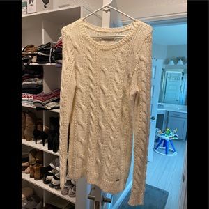 Abercrombie cream colored sweater